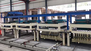 瑪納蒸壓陶粒墻板生產(chǎn)線專業(yè)生產(chǎn)蒸壓陶粒混凝土內(nèi)墻板，產(chǎn)能高效益好