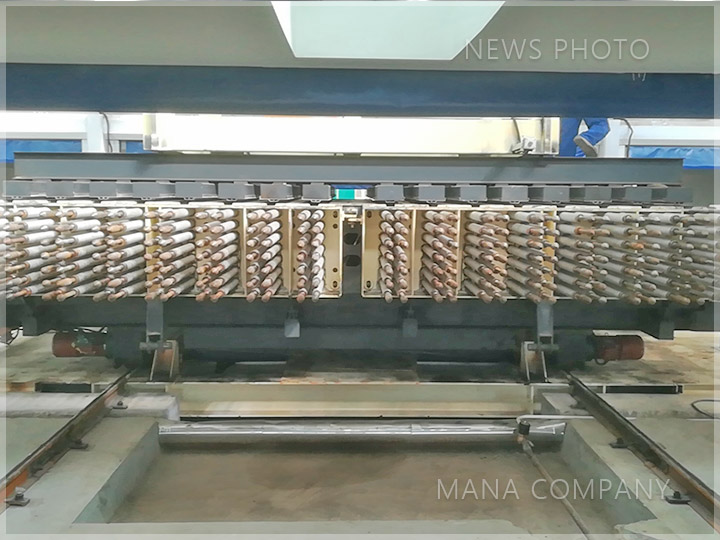 1636772094131627.jpg M03-24型墻板產(chǎn)線-移動上壓成型02.jpg